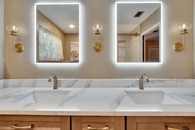 Bathroom counter 